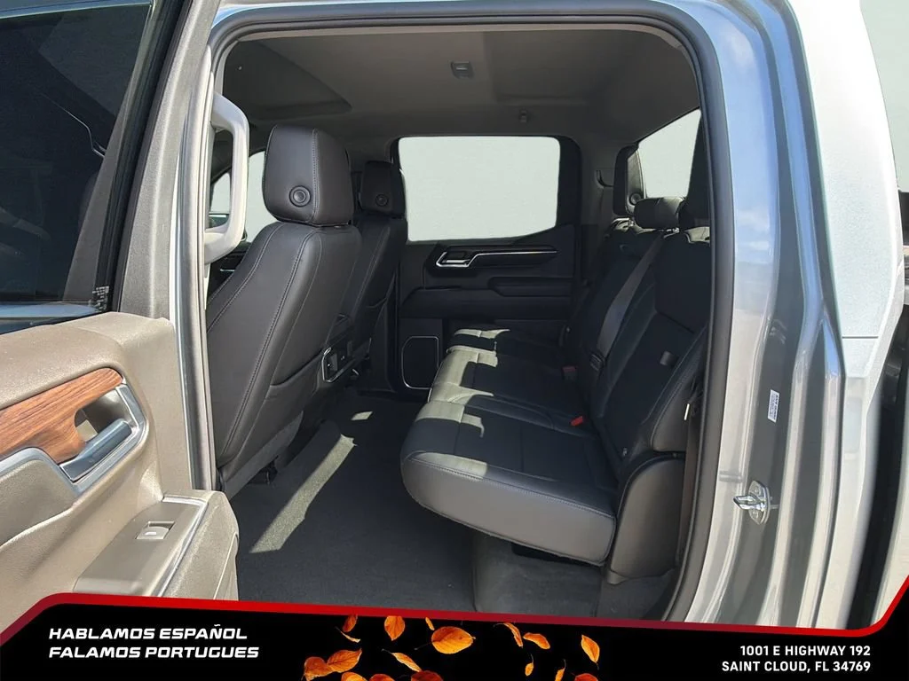 Used 2024 Sterling Metallic GMC SLT image 22