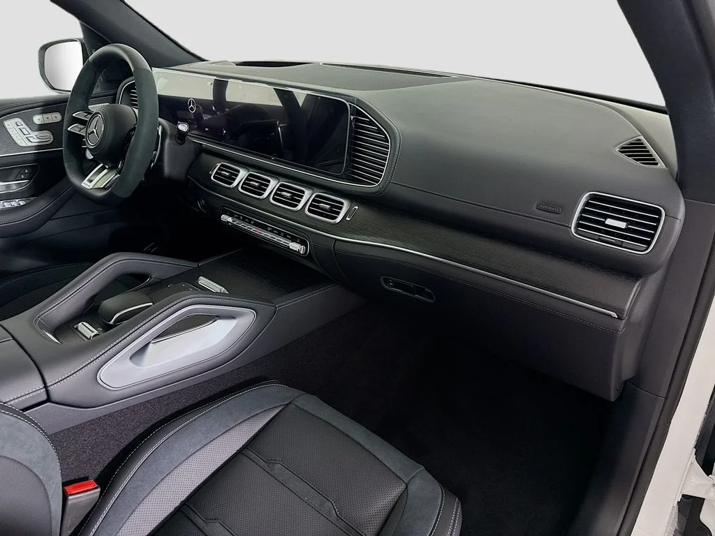 New 2026 White Mercedes-Benz GLE 53 AMG® image 31