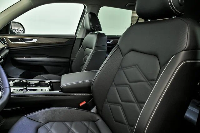 New 2026 Gray Volkswagen 2.0T SE w/Technology image 7