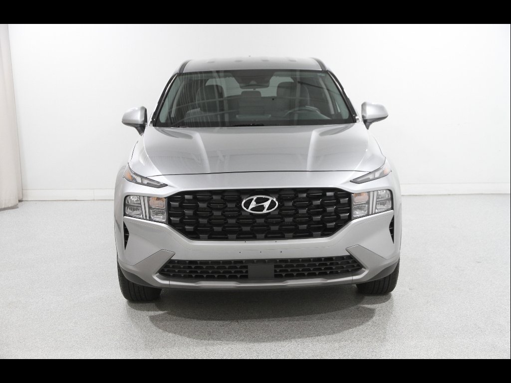 2023 Hyundai Santa Fe SE - Photo 2