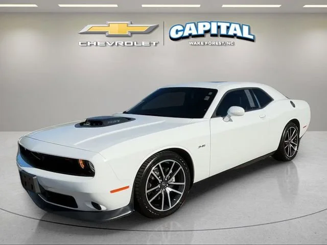 2023 Dodge Challenger R/T's photo