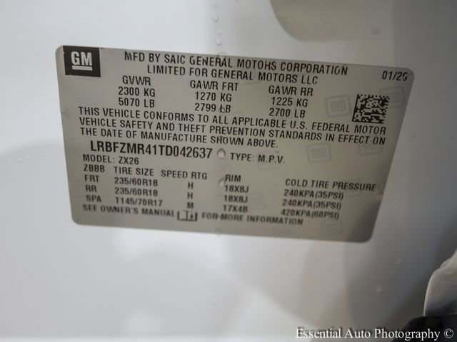 New 2026 Summit White Buick Preferred image 23