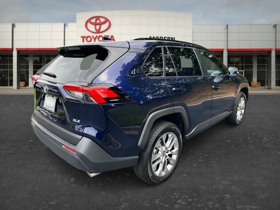 Used 2025 Blueprint Toyota XLE Premium image 5