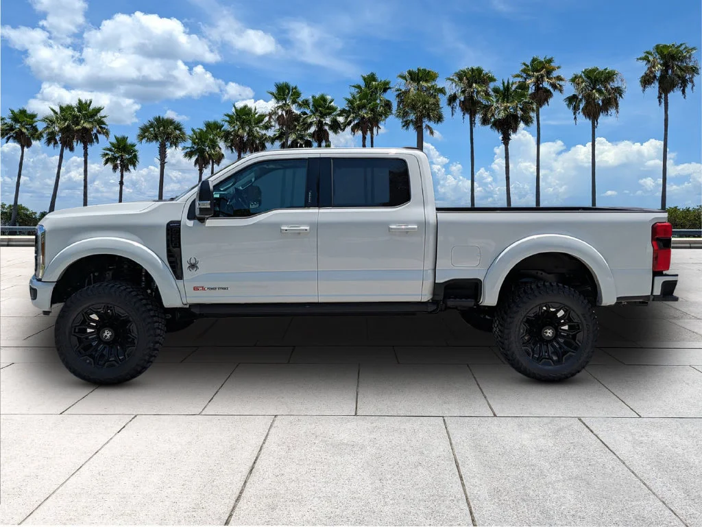 New 2026 Star White Metallic Tri-Coat Ford F-250® Lariat® image 4