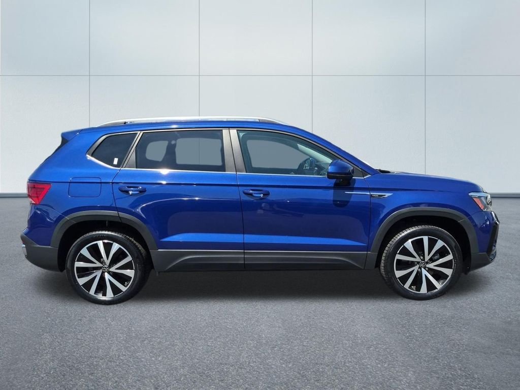 2022 Volkswagen Taos SE - Photo 7