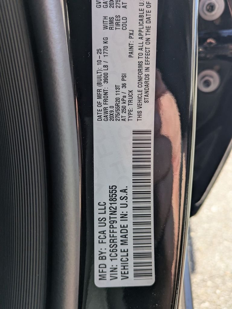 New 2026 Diamond Black Crystal Pearl-Coat Exterior Paint RAM Big Horn/Lone Star image 29