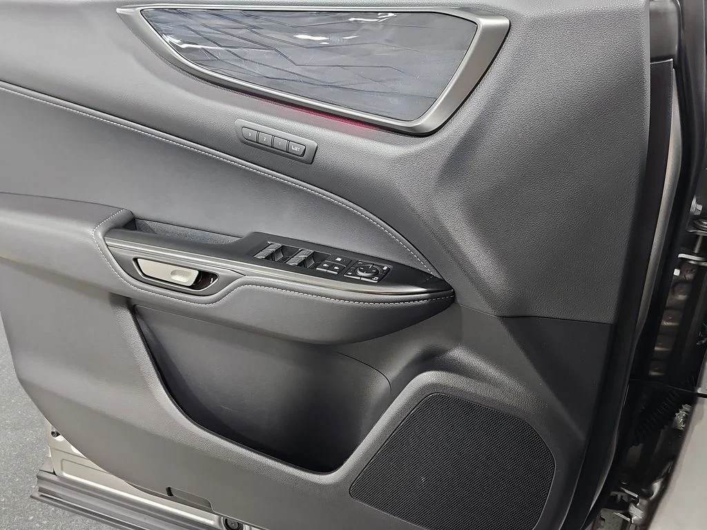 Used 2025 Silver Lexus 350h Premium image 29