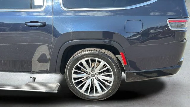 Used 2024 Blue Jeep Series III image 36