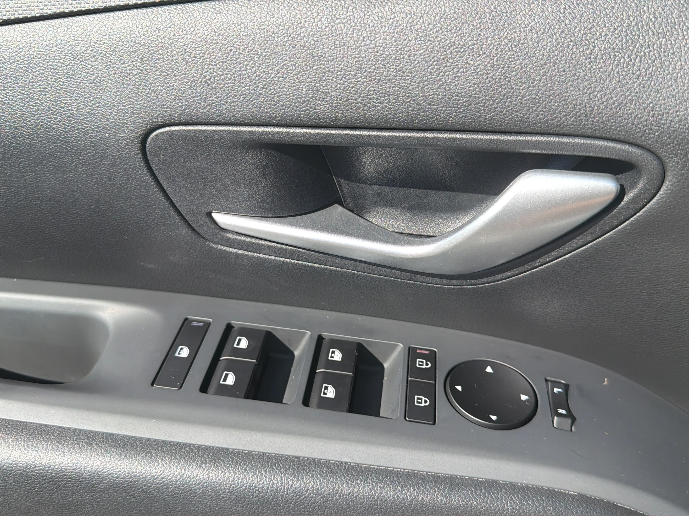 Used 2026 Blue Stone Hyundai SEL image 24