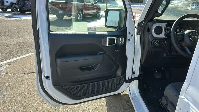 New 2026 Bright White Clear-Coat Exterior Paint Jeep Sport S image 8
