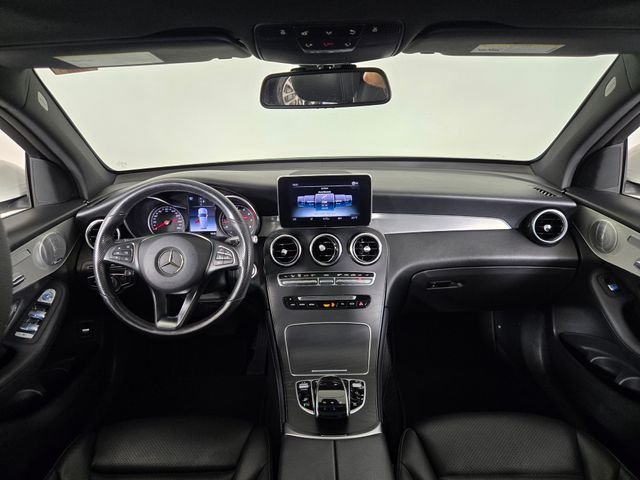 Used 2019 White Mercedes-Benz GLC 300 image 23