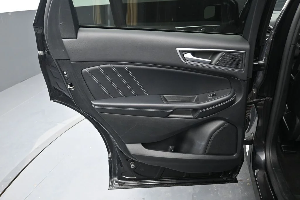 Used 2022 Black Ford ST image 2