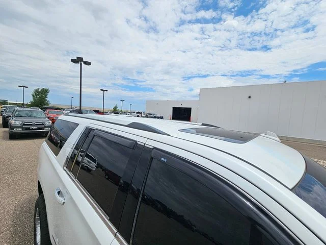 Used 2017 White Frost GMC Denali image 7