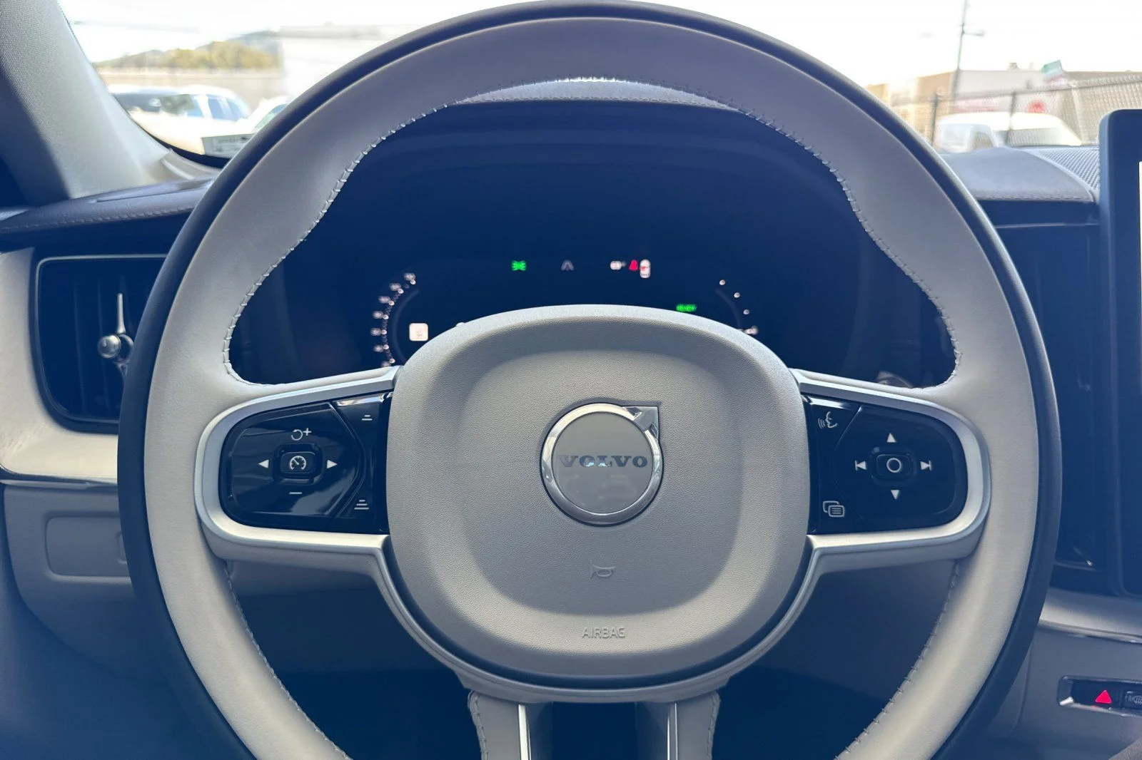 New 2026 Crystal White Volvo T8 Ultra image 26