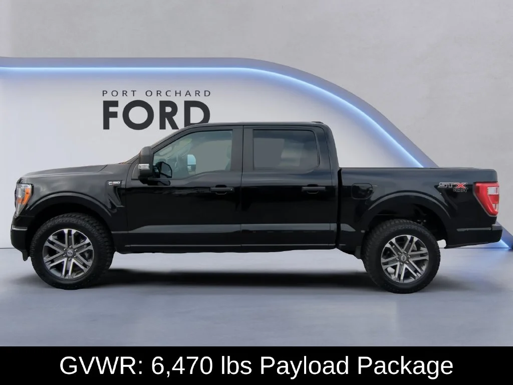 Used 2022 Black Ford XL image 3