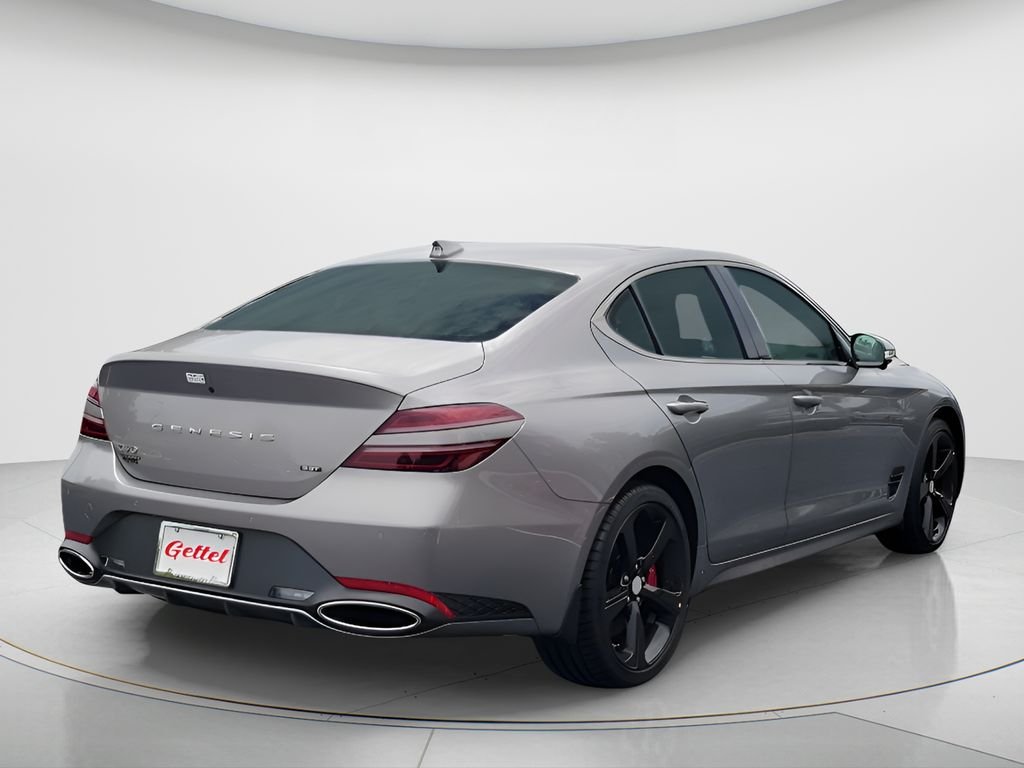 New 2026 Silver Genesis 3.3T SPORT PRESTIGE image 5