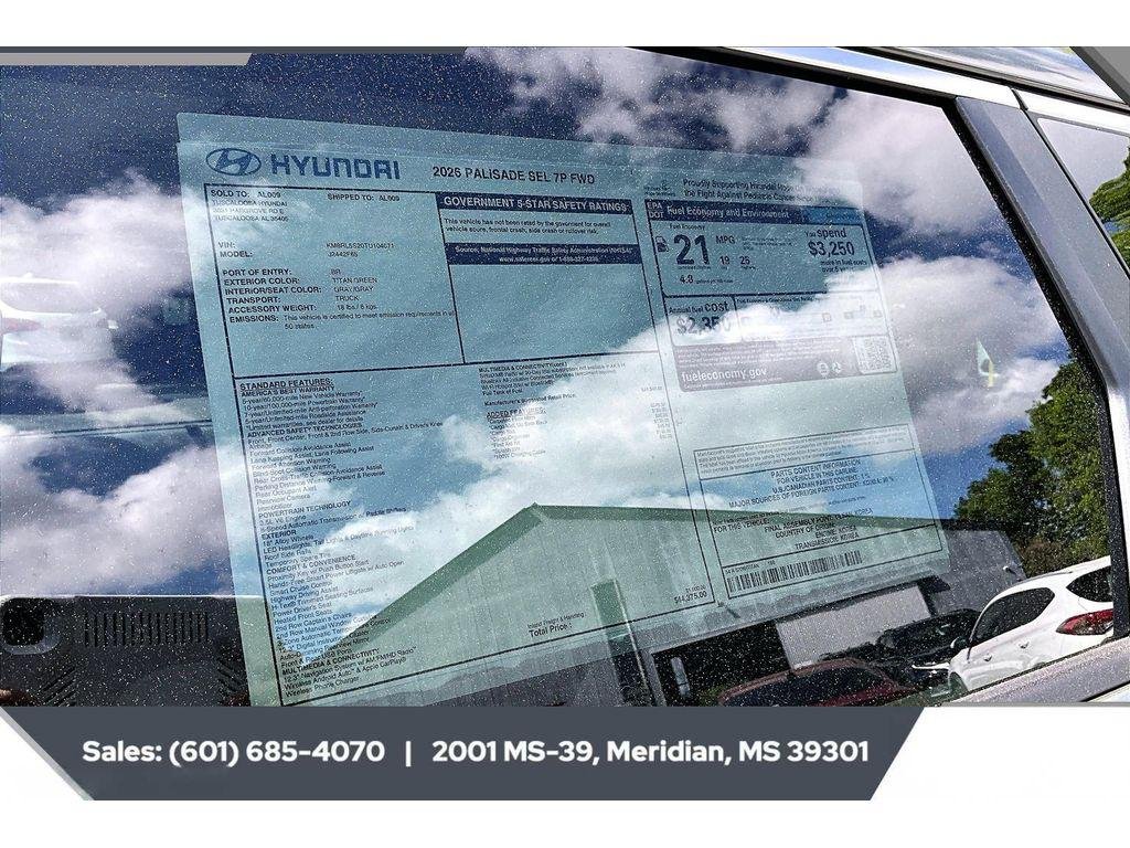 New 2026 TITAN GREEN Hyundai SEL FWD image 12