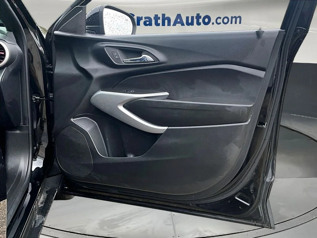 Used 2024 Black Chevrolet 1RS image 30