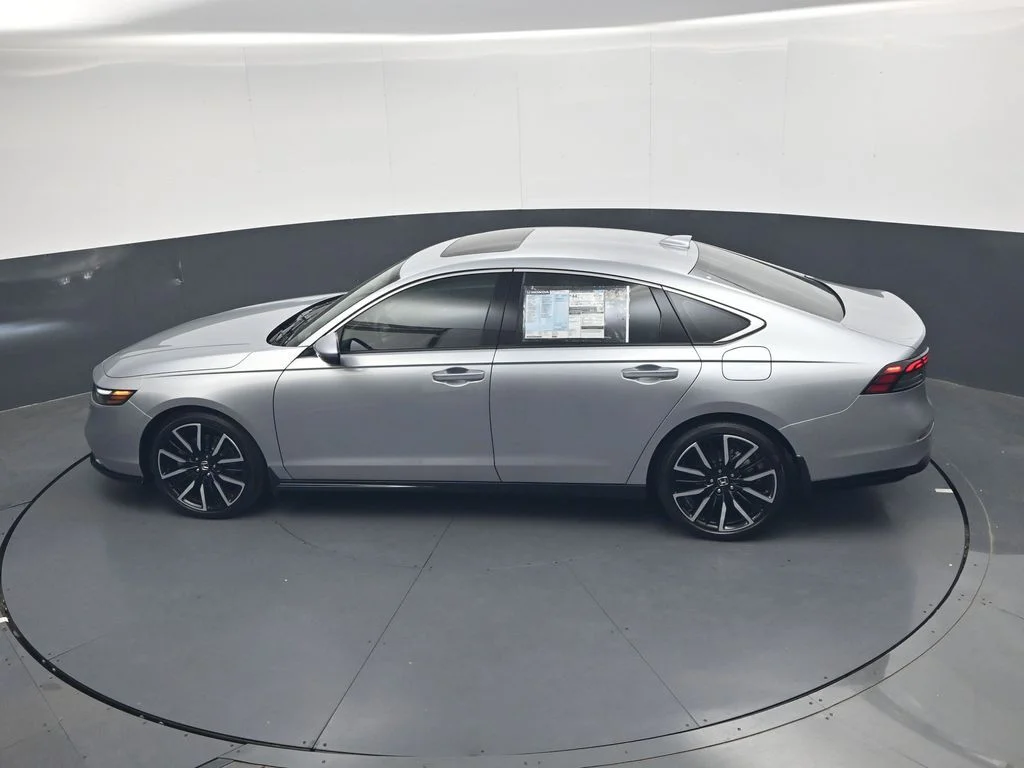 2026 Honda Accord Hybrid Touring - Photo 33