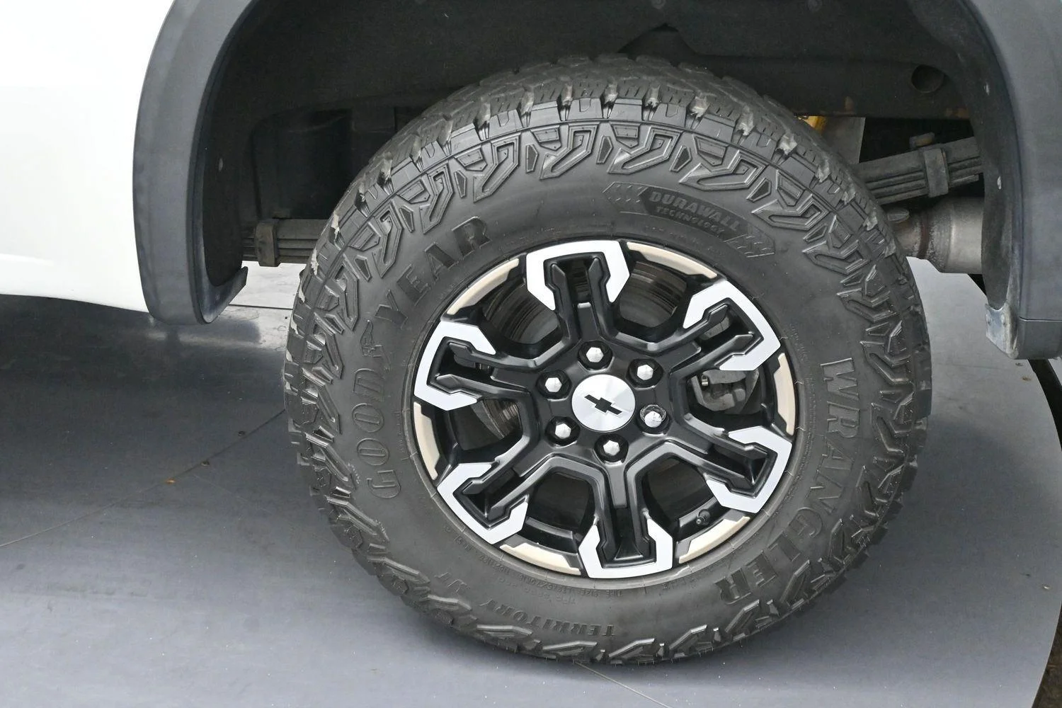 Used 2023 Summit White Chevrolet ZR2 image 35