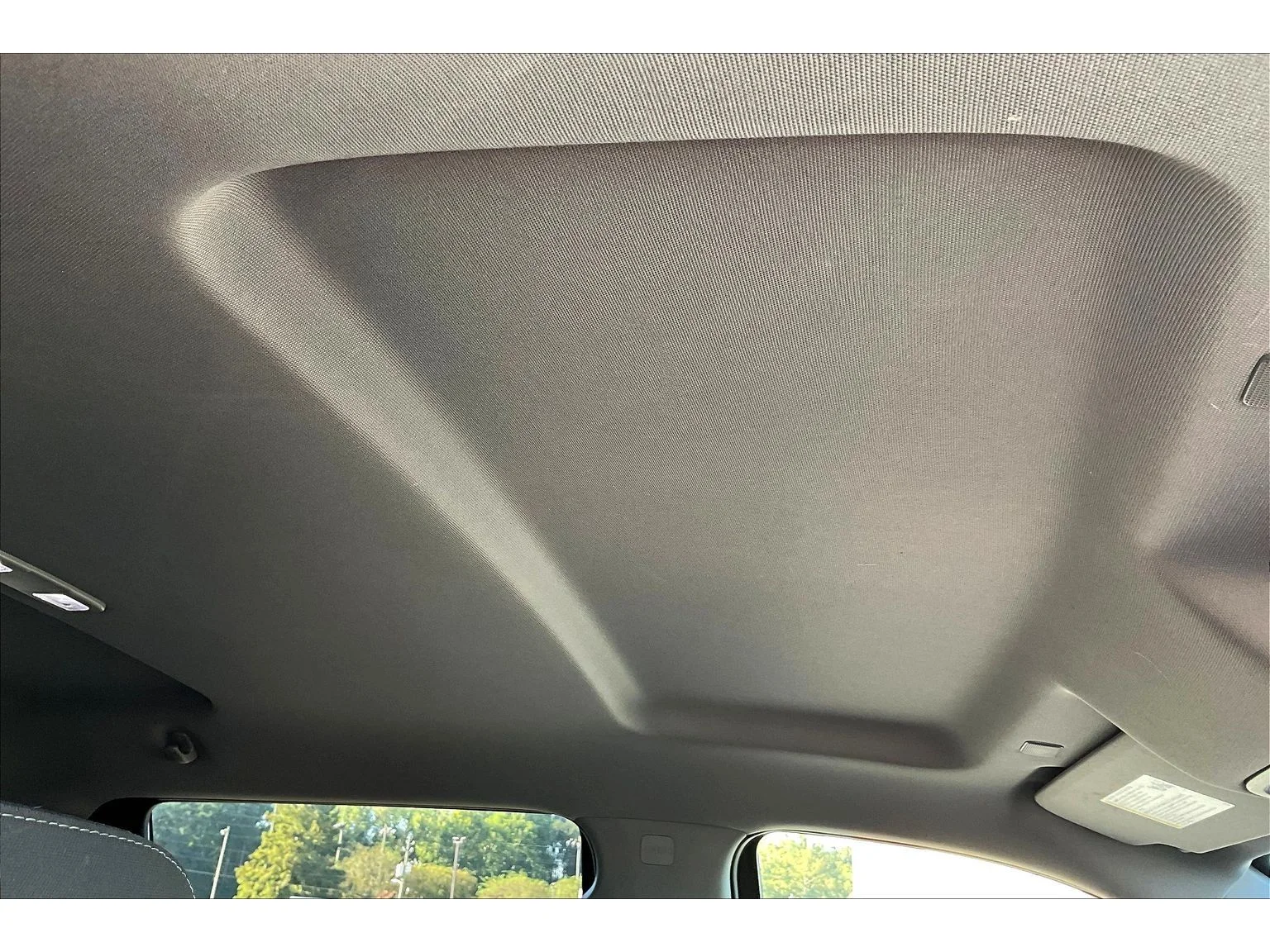 Used 2022 Northsky Blue Metallic Chevrolet LT image 15