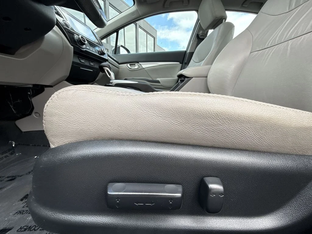 Used 2015 Black Honda EX-L image 12