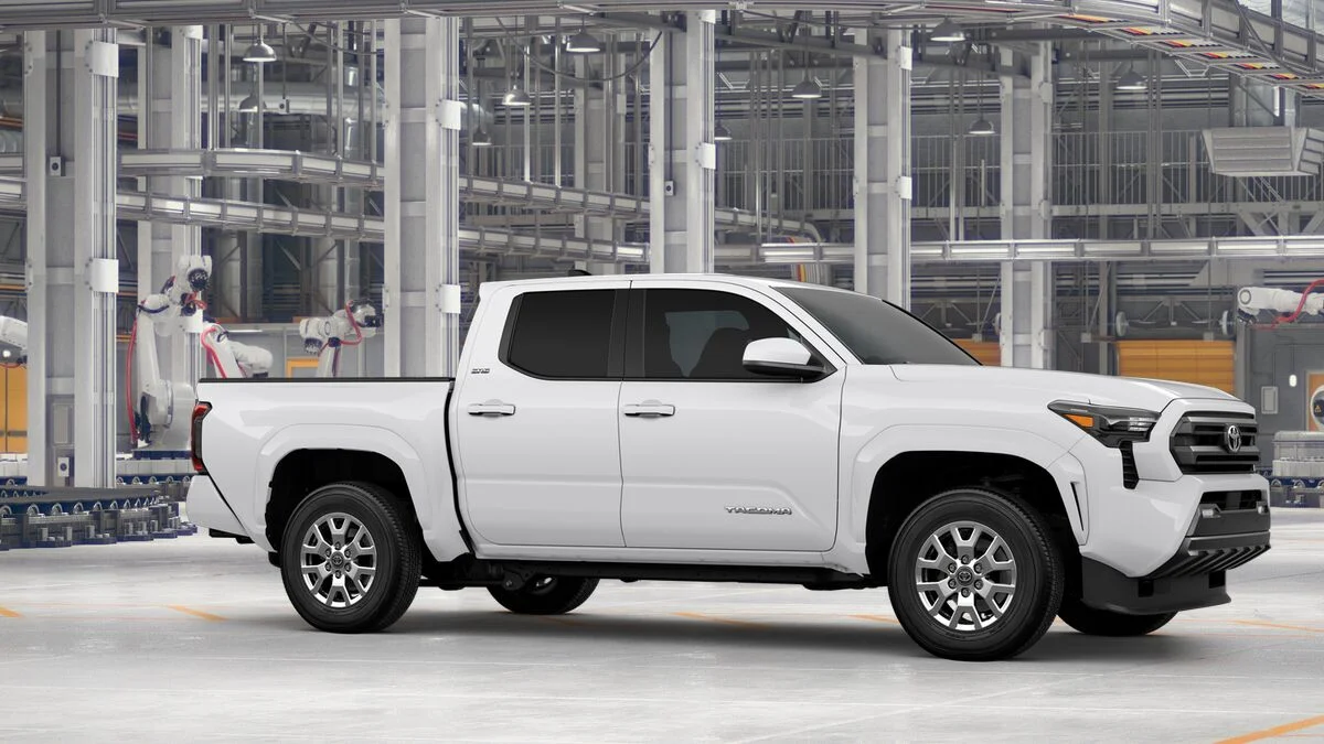 New 2026 Ice Cap Toyota SR5 image 14
