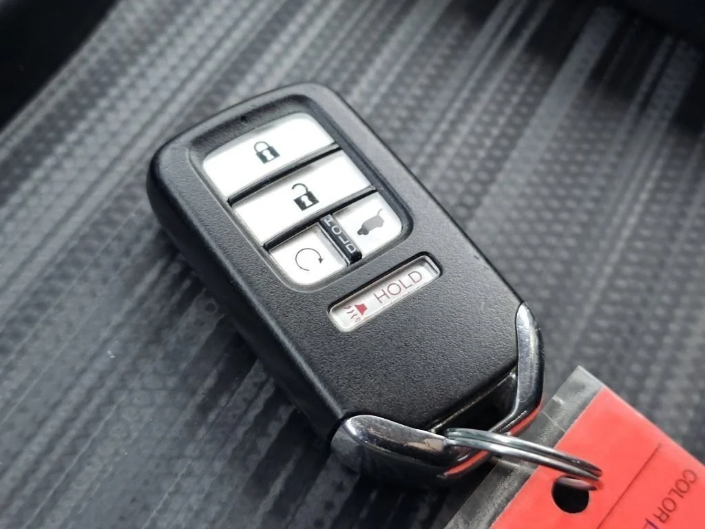 Used 2023 Radiant Red Metallic II Honda TrailSport image 39