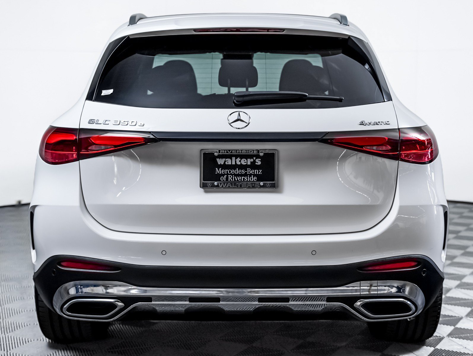 Certified Used 2025 Polar White Mercedes-Benz GLC 350e 4MATIC® SUV image 6