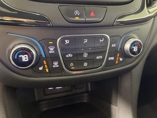 Used 2022 Iron Gray Chevrolet RS image 20