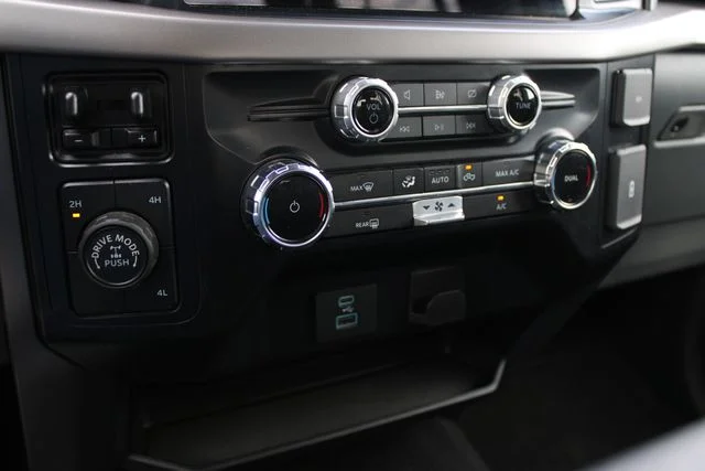 Used 2024 White Ford XLT image 15