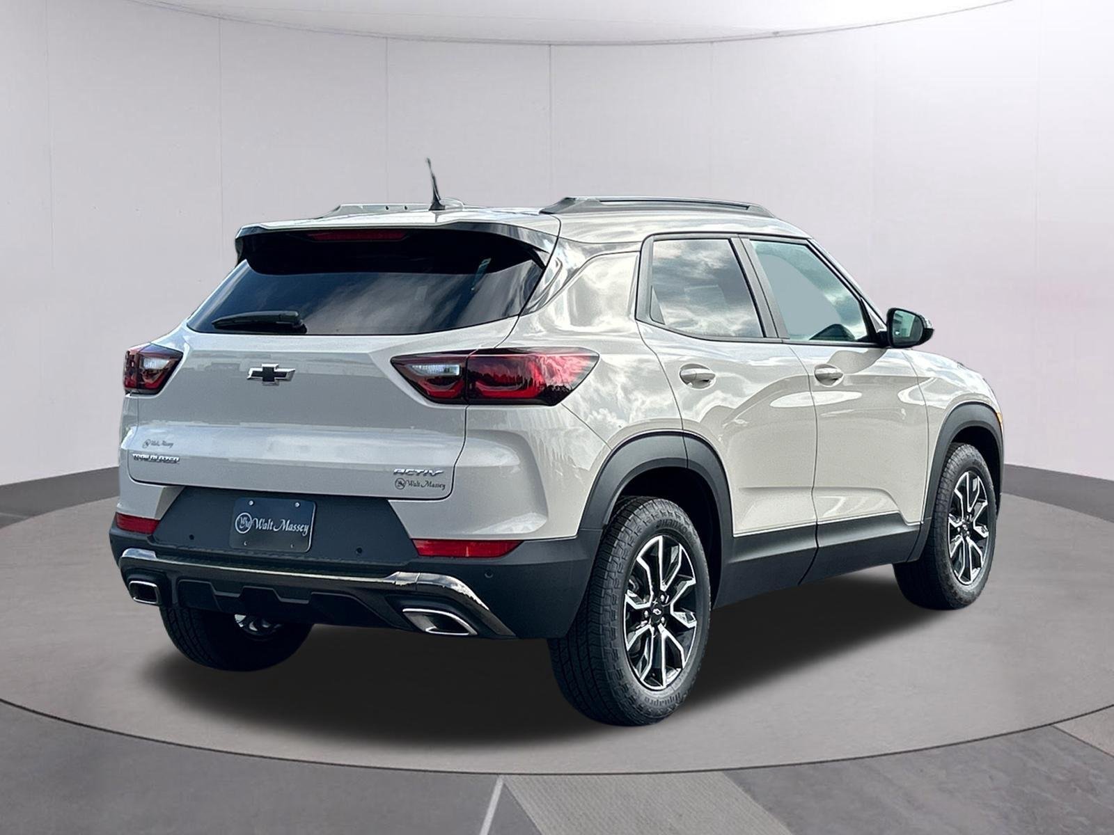 New 2026 White Sands Chevrolet ACTIV image 7