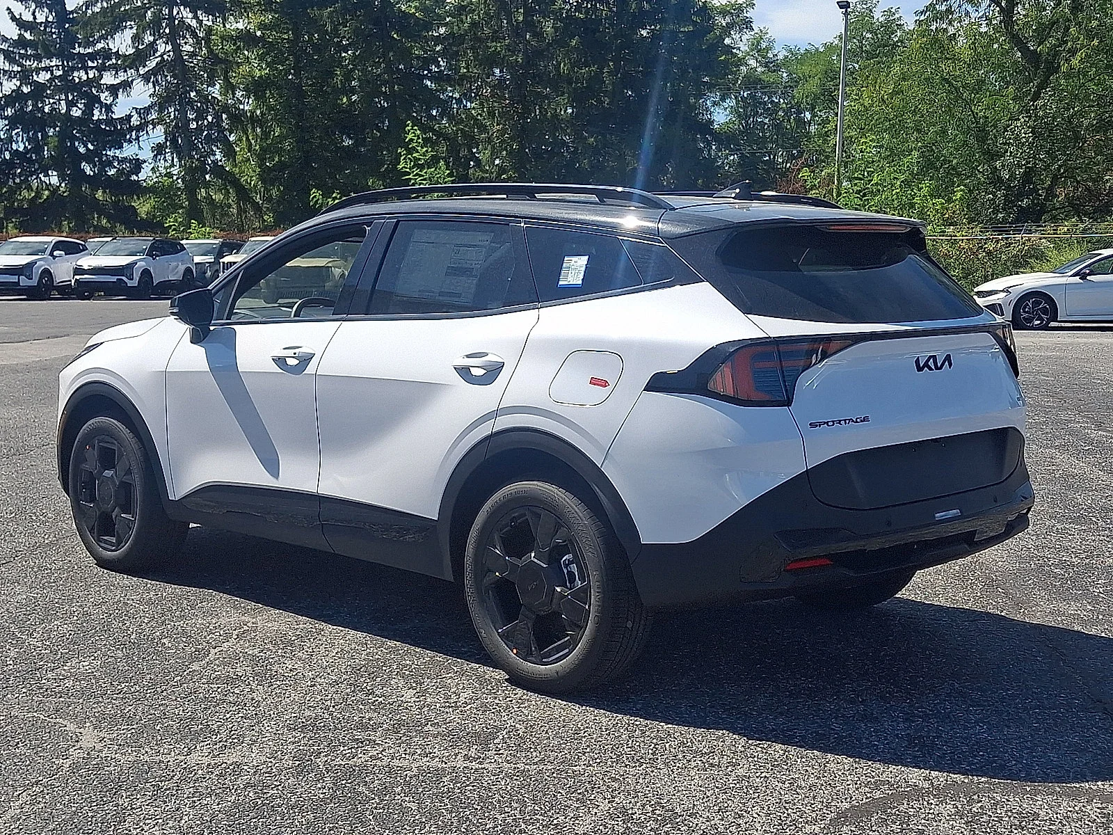 New 2027 White Kia X-Line image 5