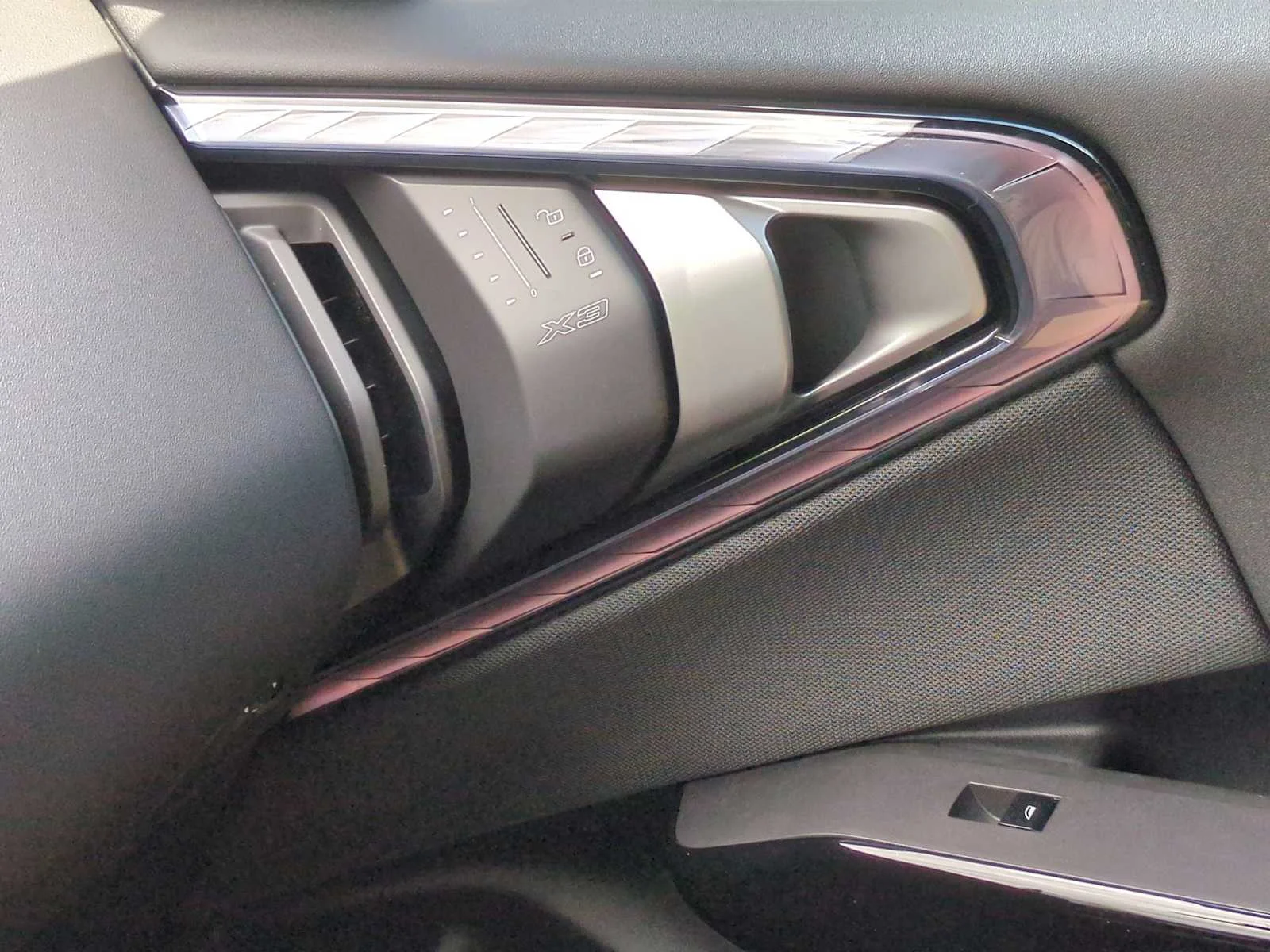New 2026 Skyscraper Grey Metallic BMW 30 xDrive image 32