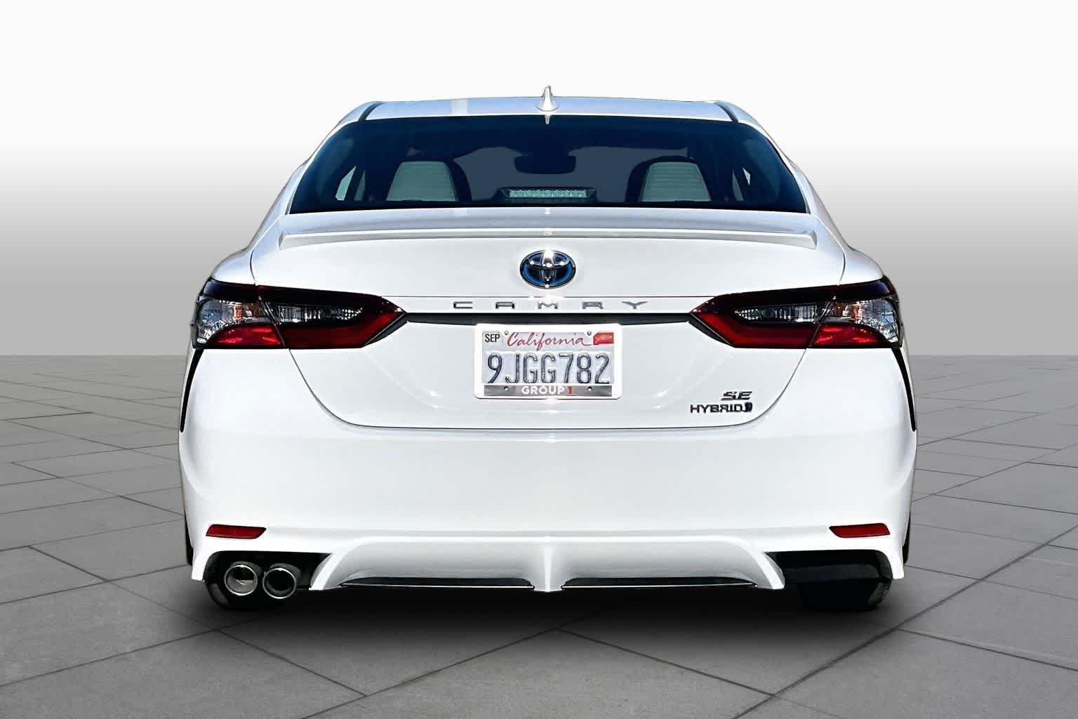 Certified Used 2024 Ice Cap Toyota Hybrid SE image 4