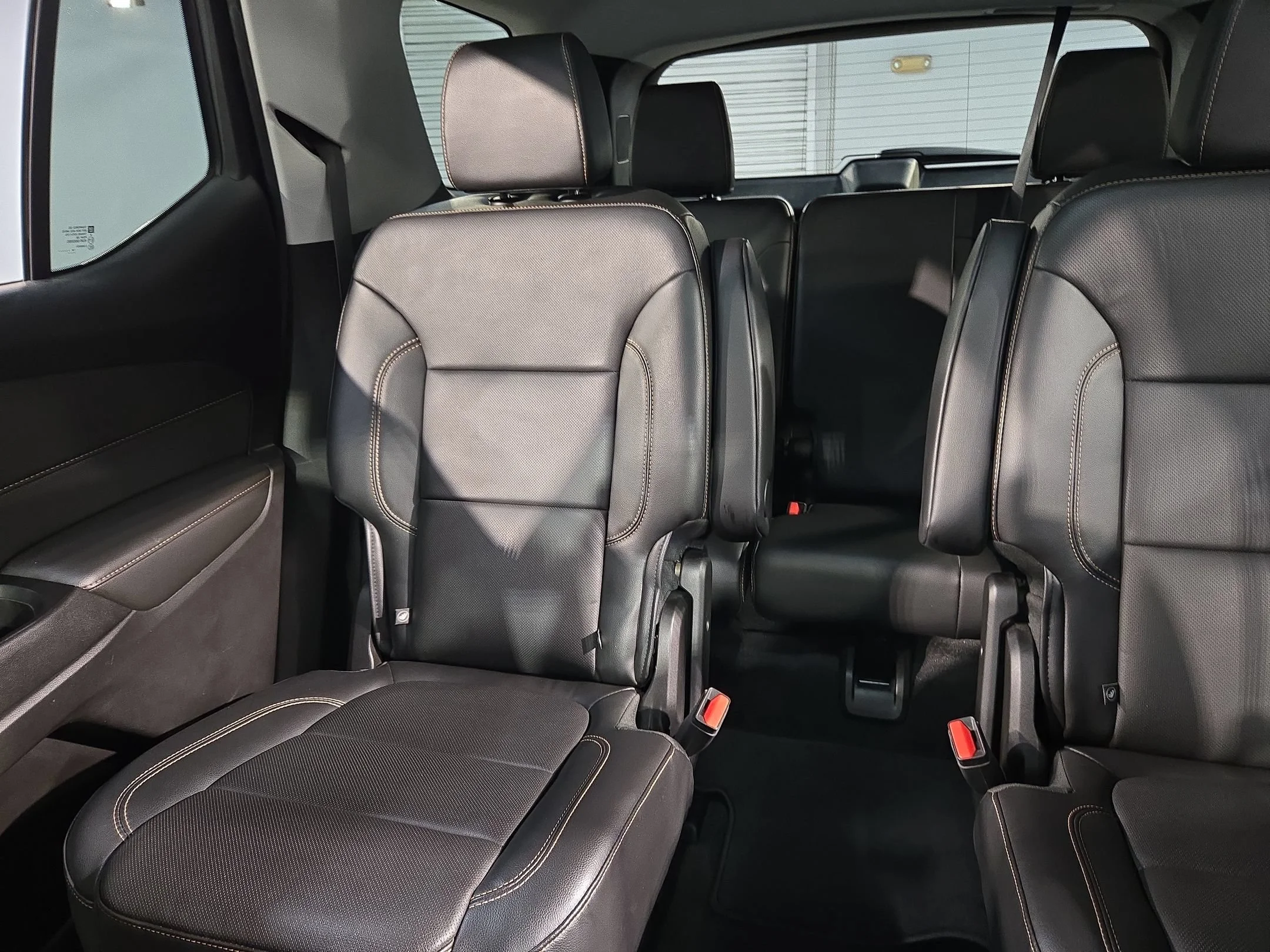 Used 2019 Summit White Chevrolet Premier image 12