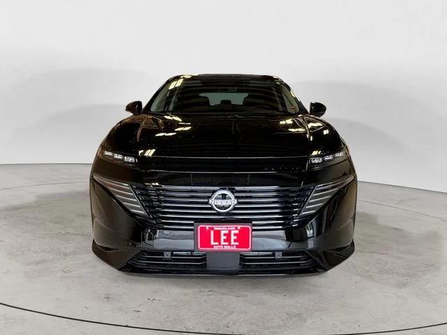 New 2026 Black Nissan Platinum image 9