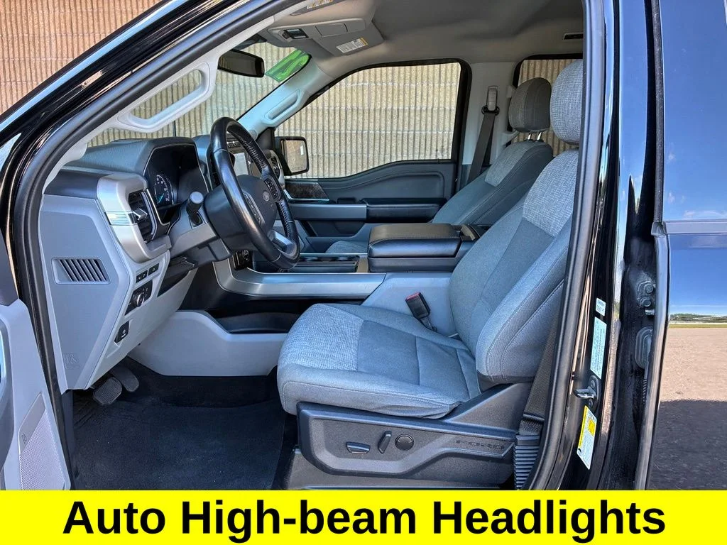 Used 2021 Black Ford XLT image 16