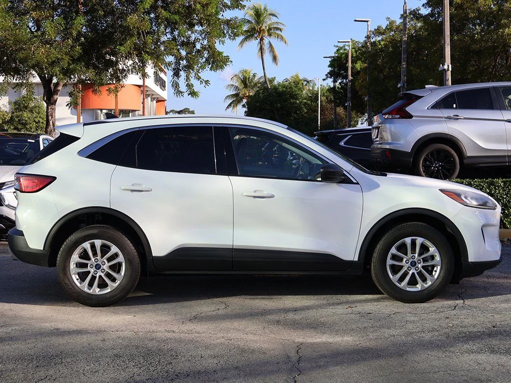 2022 Ford Escape SE - Photo 15