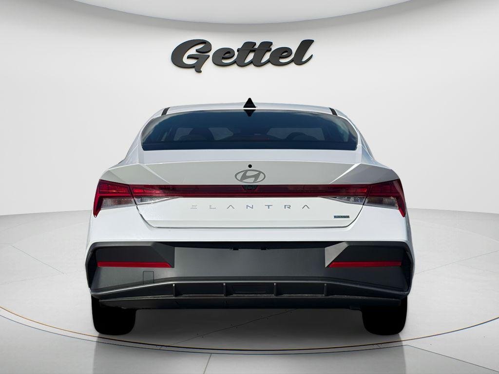 New 2026 White Hyundai Blue image 9