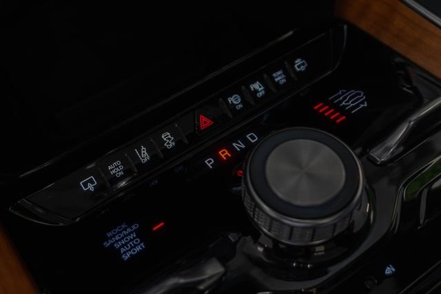 Used 2022 White Jeep Series II image 36