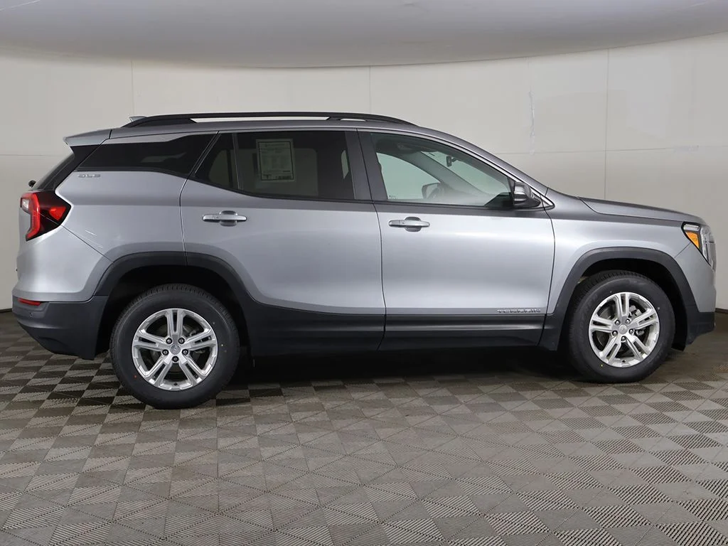 Used 2023 Silver GMC SLE image 16