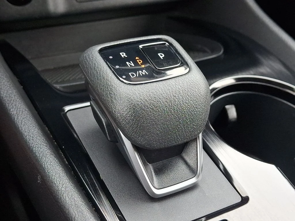 Used 2025 Blue Nissan SV image 14