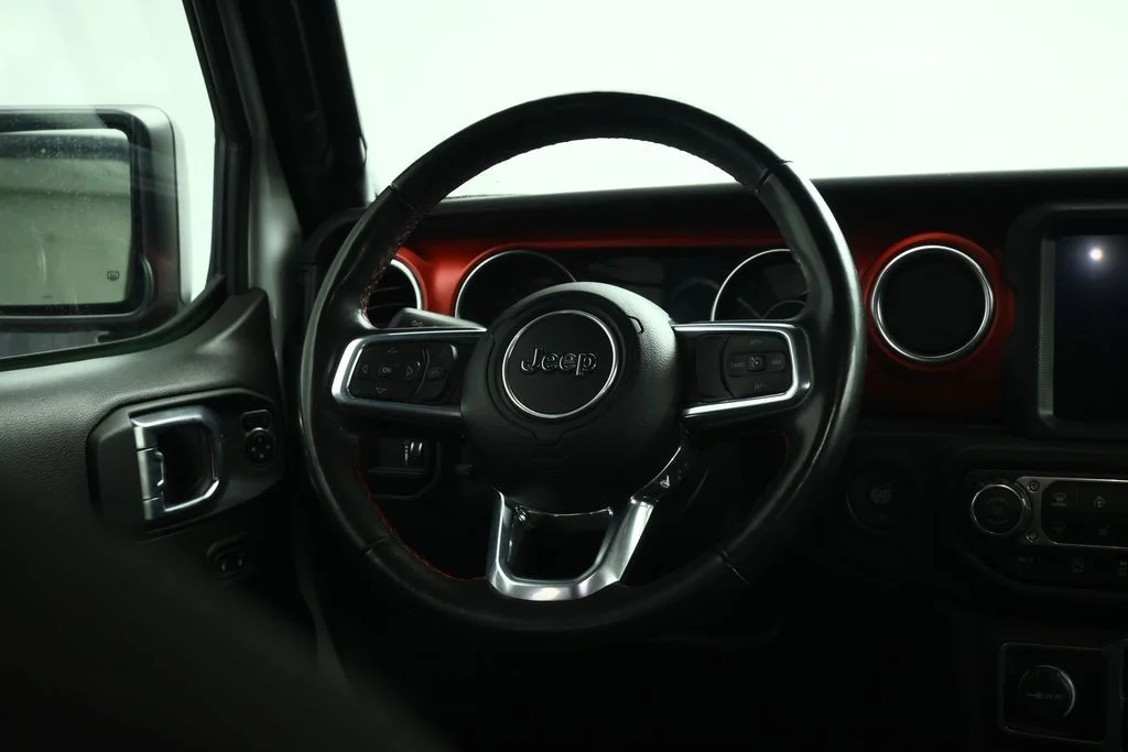 Used 2023 White Jeep Rubicon image 40