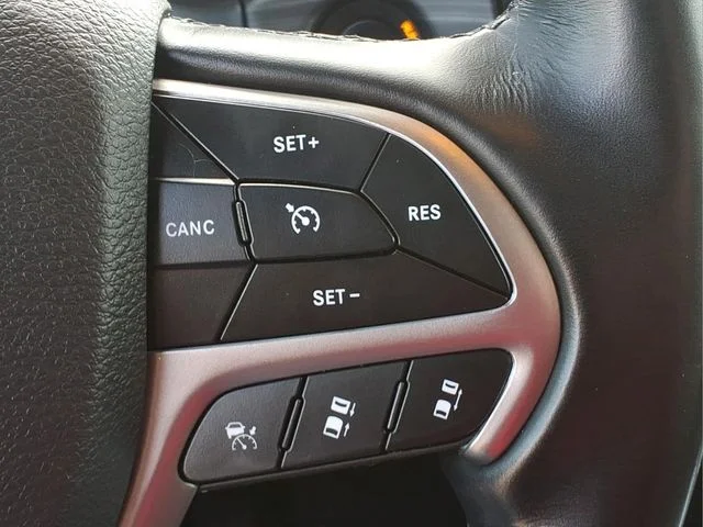 Used 2021 Gray Jeep Limited image 20