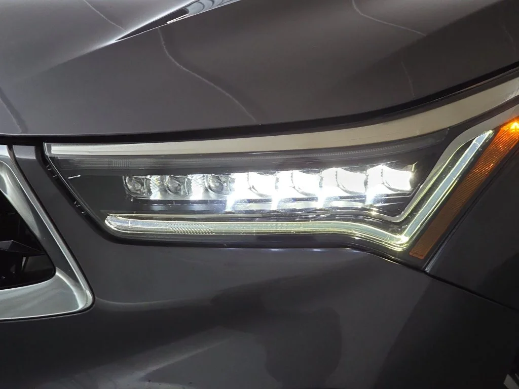 Used 2021  Acura Technology Package image 32