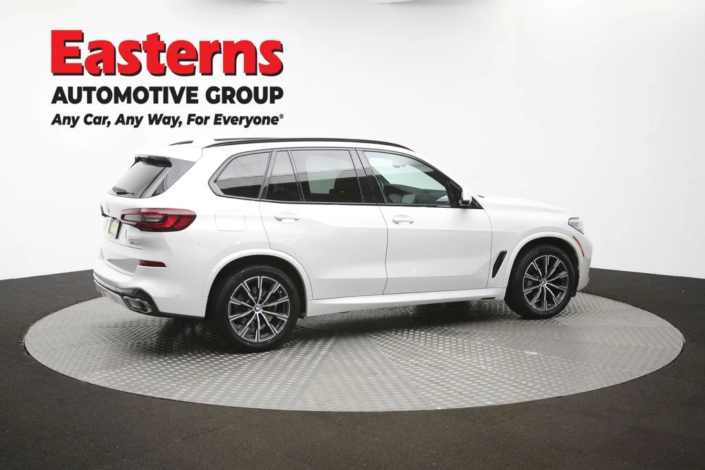 Used 2023 White BMW xDrive40i image 46