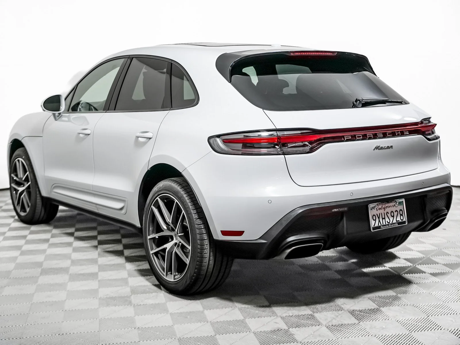Used 2026 CARRARA WHITE Porsche  image 3