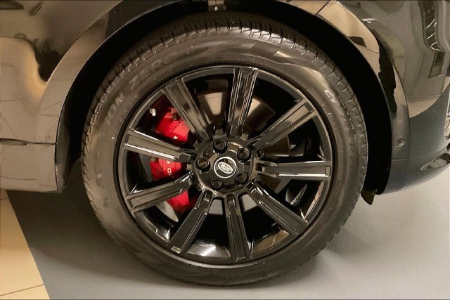 Used 2019 Black Land Rover Supercharged image 8
