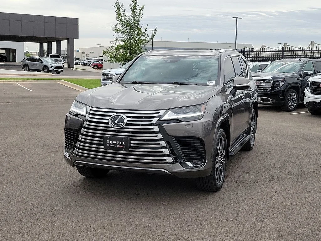 2024 Lexus LX 600 600 Luxury's photo